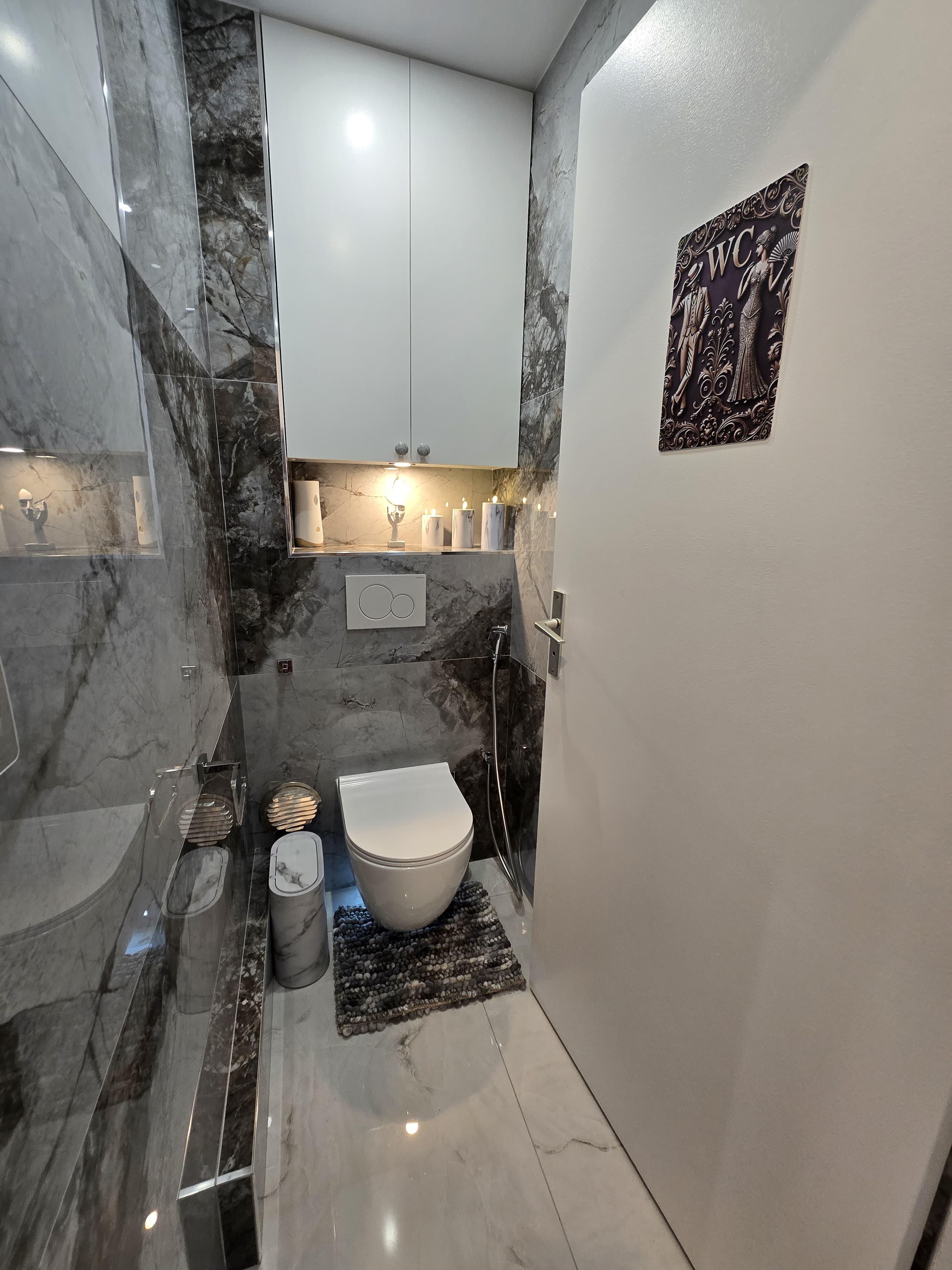 Rénovation complète des WC - Après